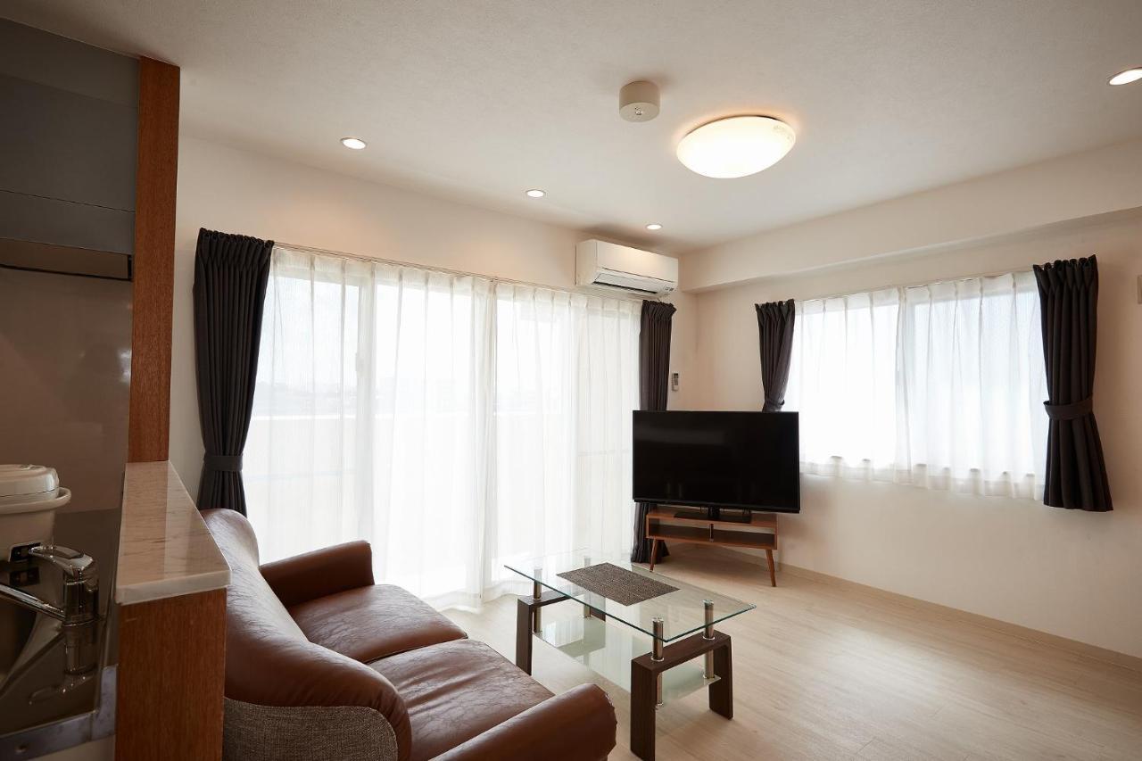 New Normal Hotel In Nago ニューノーマルホテルイン名護 Exterior photo